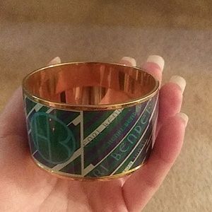 henri bendel Jewelry - Henri Bendel Bangle henri bendel Jewelry - Henri Bendel Bangle